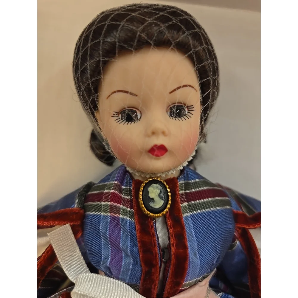 Rare LE Madame Alexander Louisa May Alcott 47030 8' Doll W/Box ,COA 439 Of‎ 500